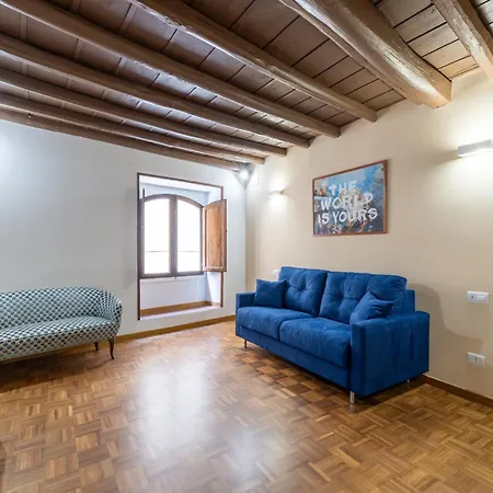 Woodstyle - Navona Apartment Rome