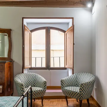 Woodstyle - Navona Apartment