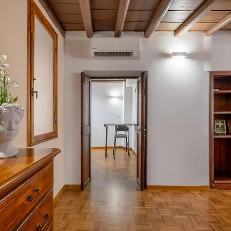 Apartment Woodstyle - Navona Rome