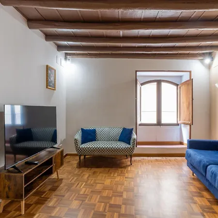 Woodstyle - Navona Apartment